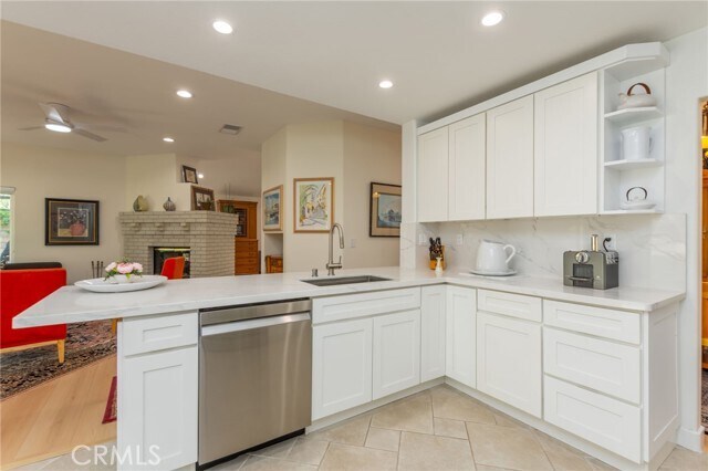 Building Photo - 15535 Mallory Ct