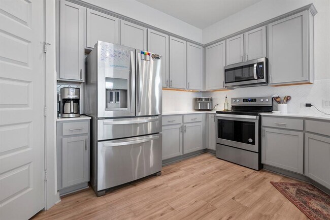 Building Photo - 620 Peace Pipe Way