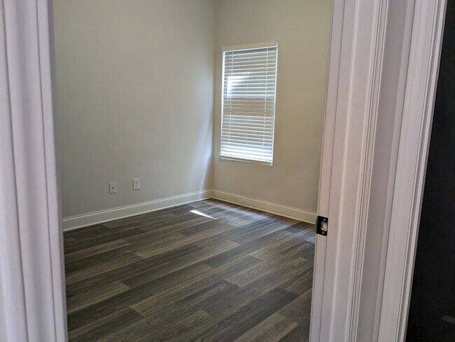 Building Photo - 479 Omnia Ridge Way