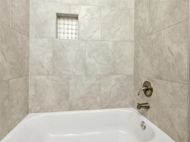 Building Photo - 234 Overbluff St