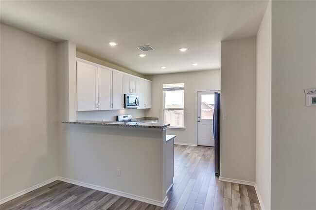 Building Photo - 254 Small Seed Dr