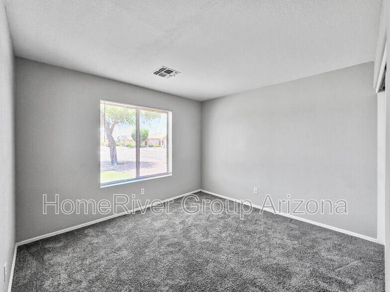 Building Photo - 15526 N 159th Ct