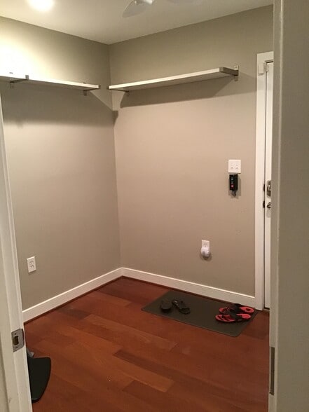 Smaller of the bedrooms - 1425 5th St NW