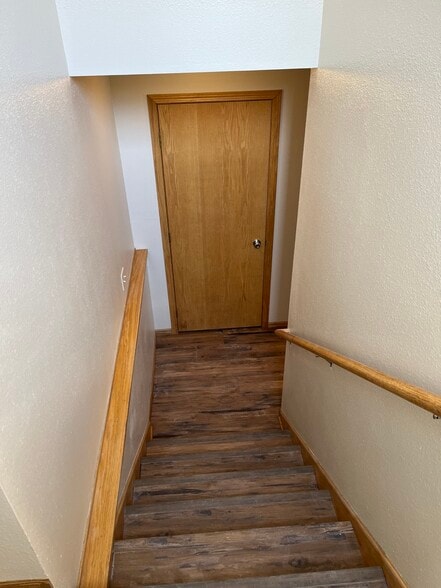 Building Photo - 540 6th Ave NE