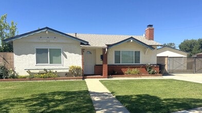 Building Photo - 623 N Rimhurst Ave