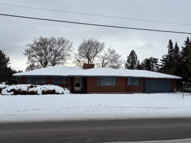 Building Photo - Large house west of Reserve Street