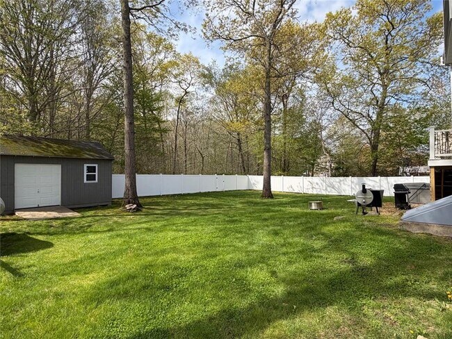 Building Photo - 23 Beechwood Hollow