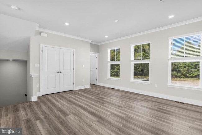 Building Photo - 2110 Winterberry Ln