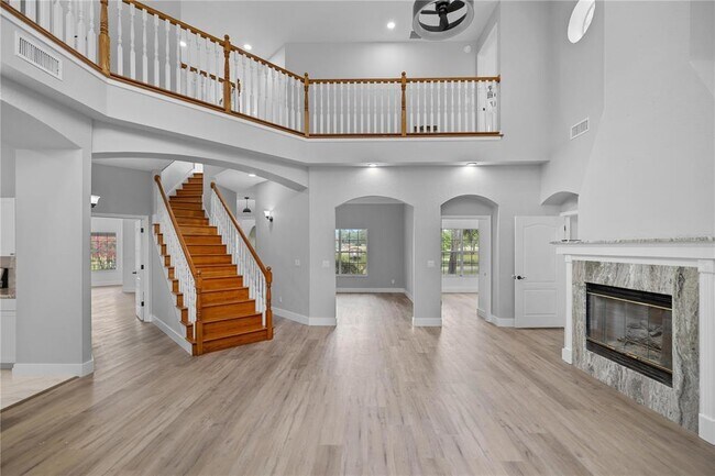 Building Photo - 1628 SE 29th Terrace