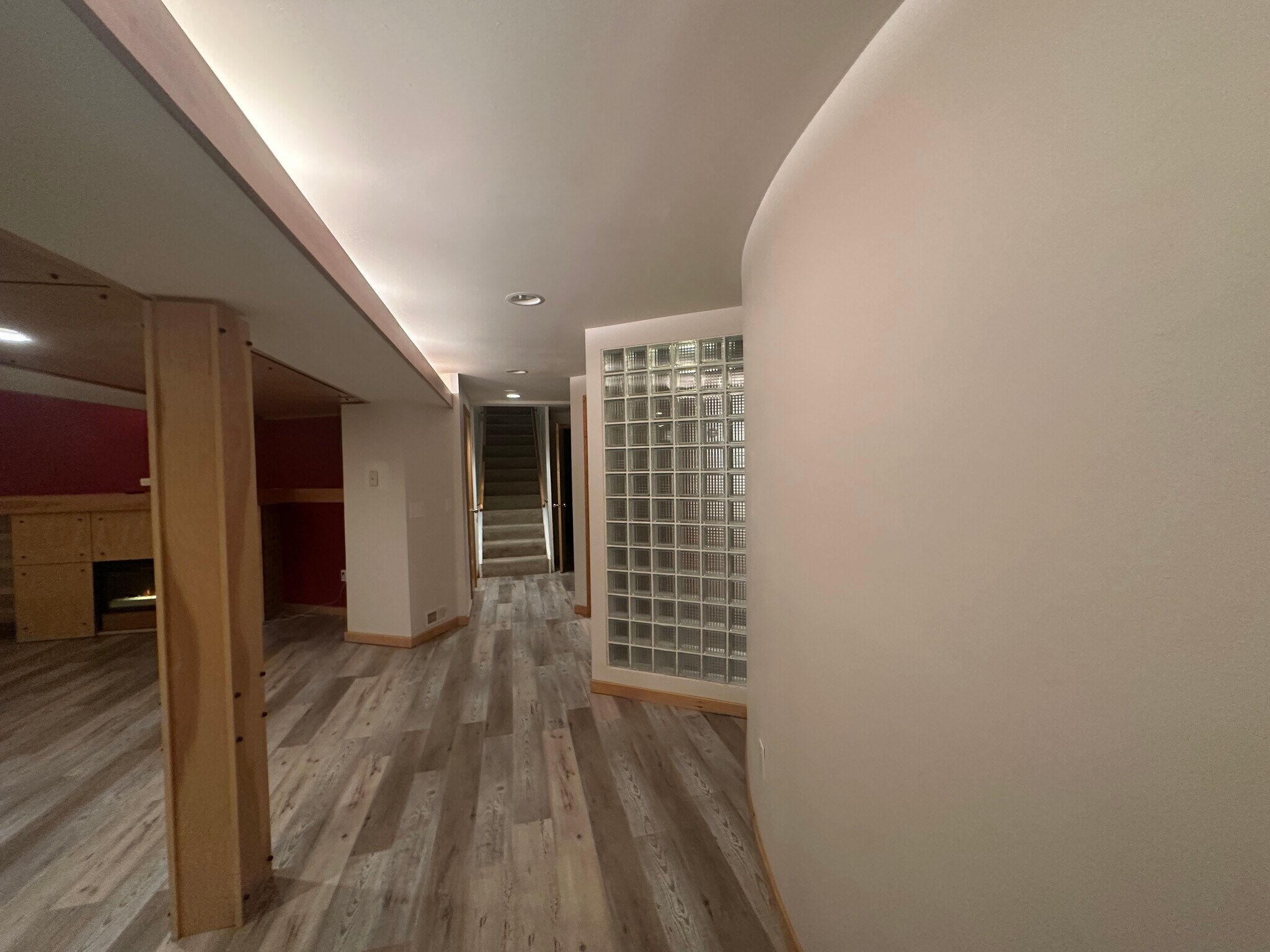 Building Photo - 909 S Midvale Blvd
