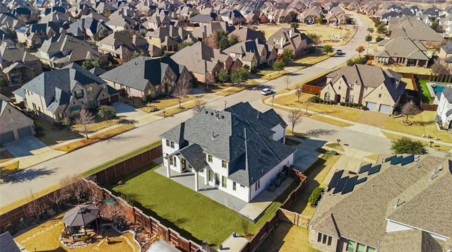 Building Photo - 741 Almeda Dr