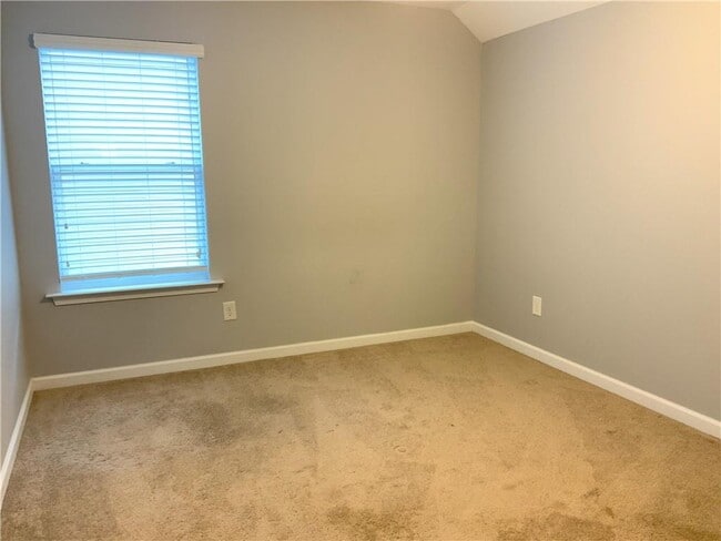 Building Photo - 1465 Parkside Village Dr