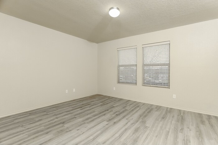 Building Photo - 5519 Degan Way