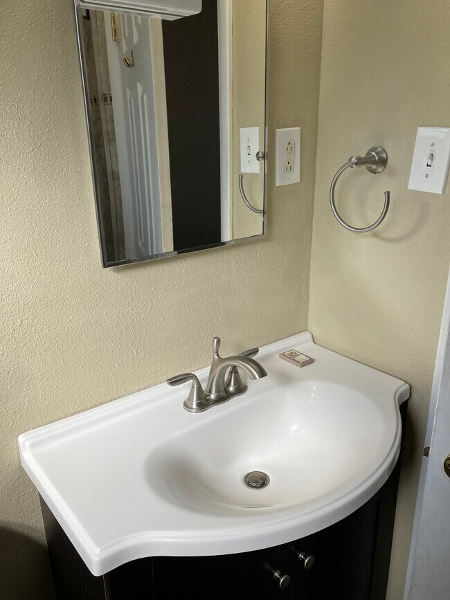 Building Photo - 6161 41st Ave N