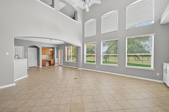 Building Photo - 10815 Lake Raven Ct