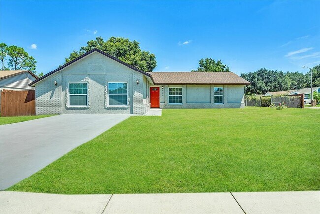 Building Photo - 6446 Powers Pointe Cir