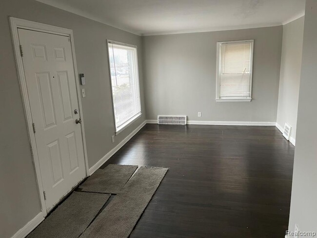 Building Photo - 19803 Santa Rosa Dr