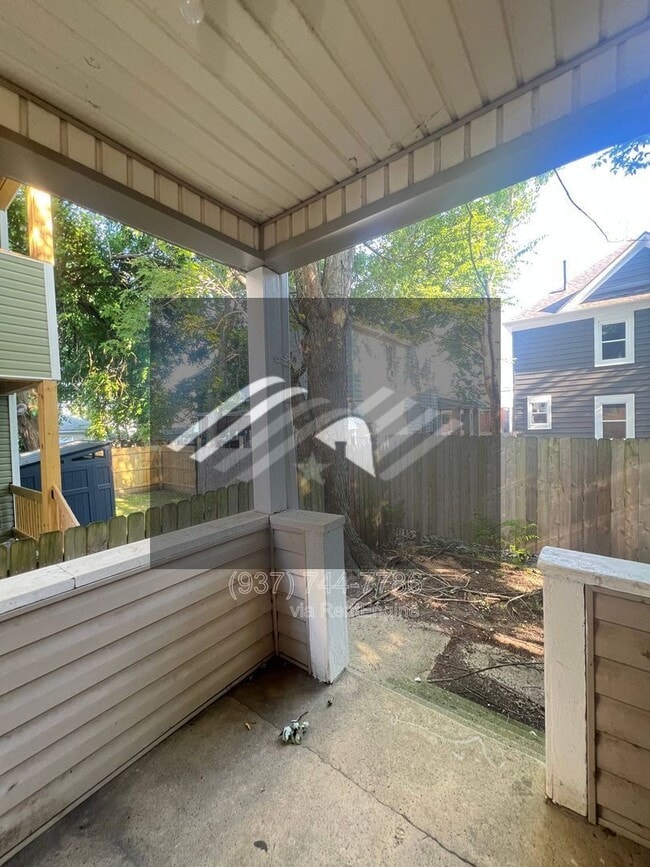 Building Photo - 1023 Clover St