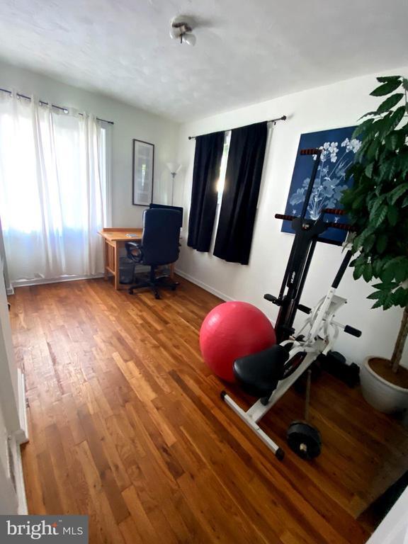 Building Photo - 5705 Denfield Rd