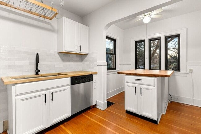 Building Photo - 8606 N Seward Ave