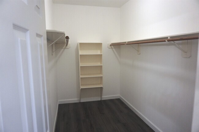 Building Photo - 6628 Sharpstown Green Cir