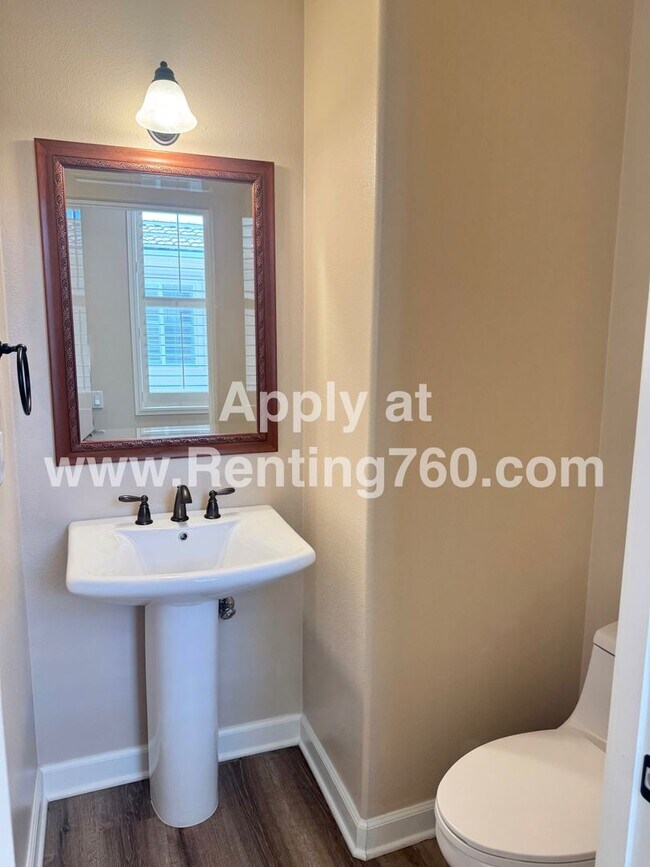 Building Photo - 7961 Borrego Ct