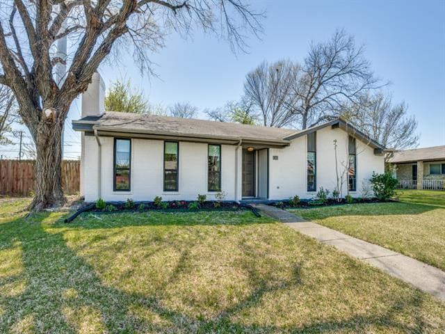 Building Photo - 1242 Delores Dr