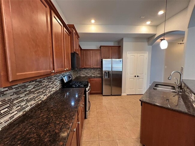 Building Photo - 146 Black Swan Pl