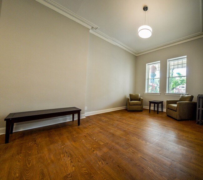 Living Room - 3721 Chestnut St