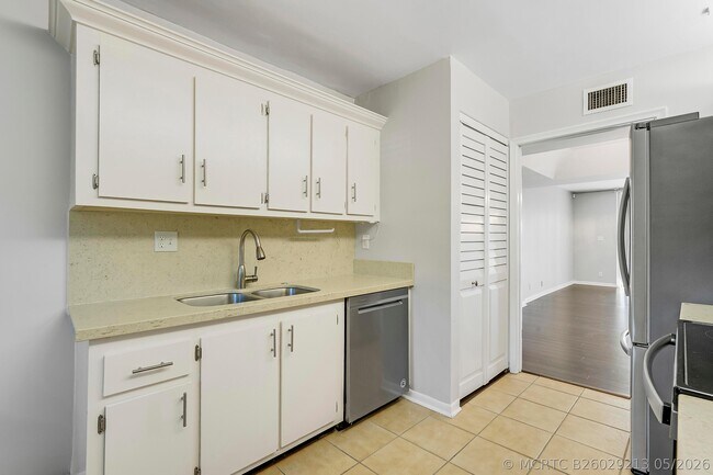 Building Photo - 3326 Arcara Way