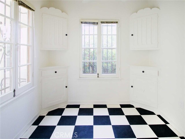 Building Photo - 1055 S Crescent Heights Blvd