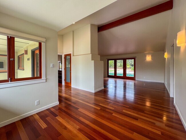 Building Photo - 1146 Ragatz Ln