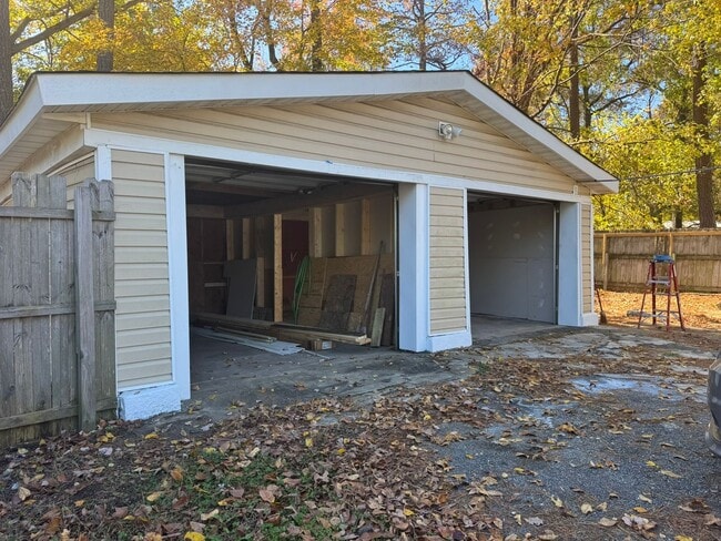 Building Photo - 3000 Courthouse Rd