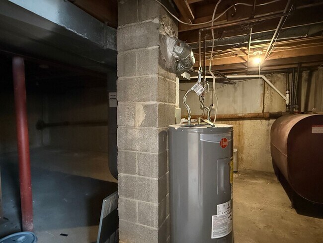 Building Photo - 4 Bed Home - Boothwyn, PA