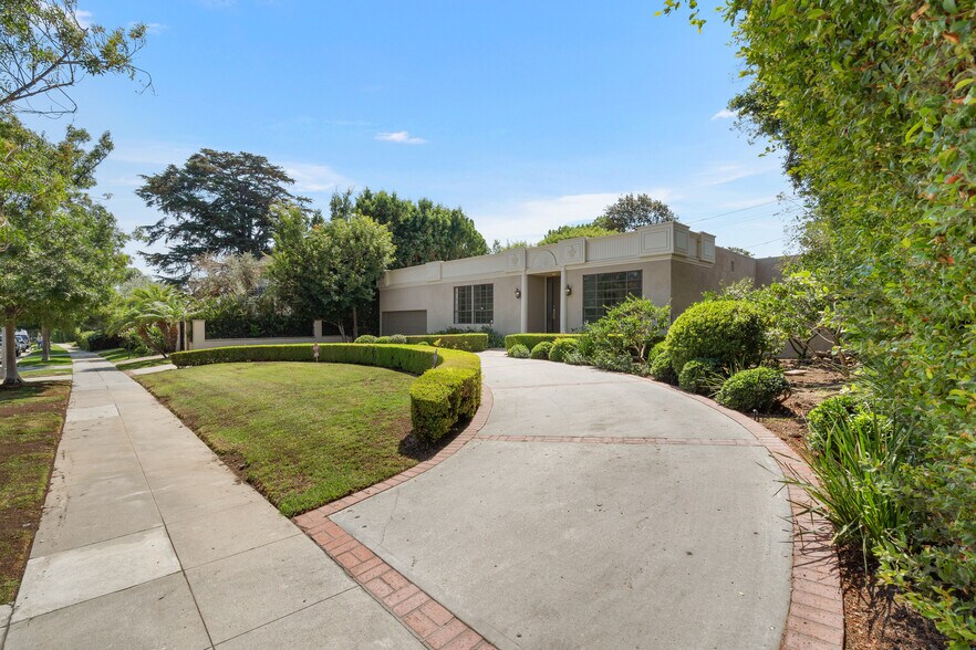Building Photo - 519 N Rexford Dr