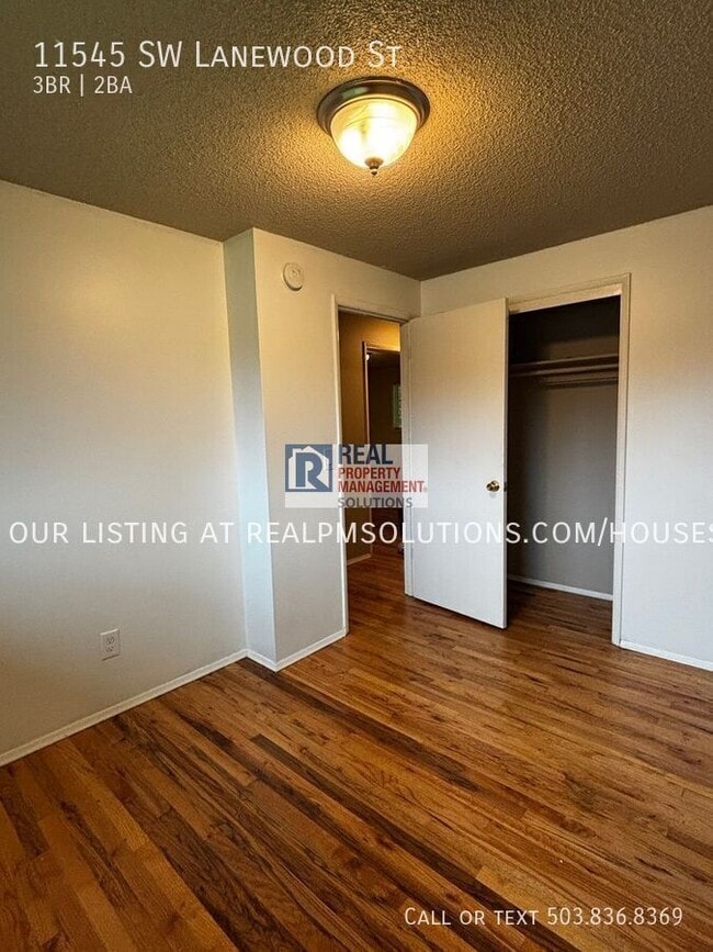 Building Photo - 11545 SW Lanewood St