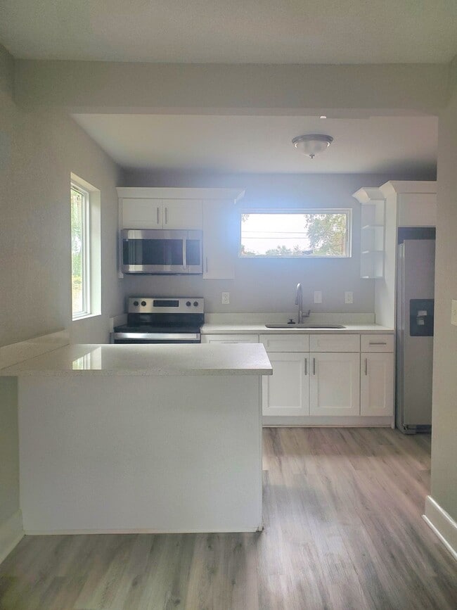 Building Photo - 3471 15th Ave S