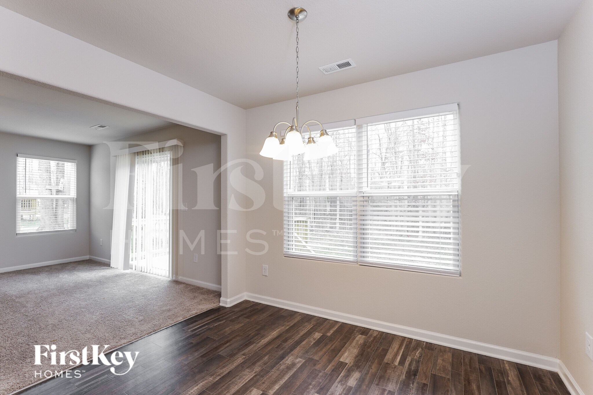 Building Photo - 115 Teal Dr