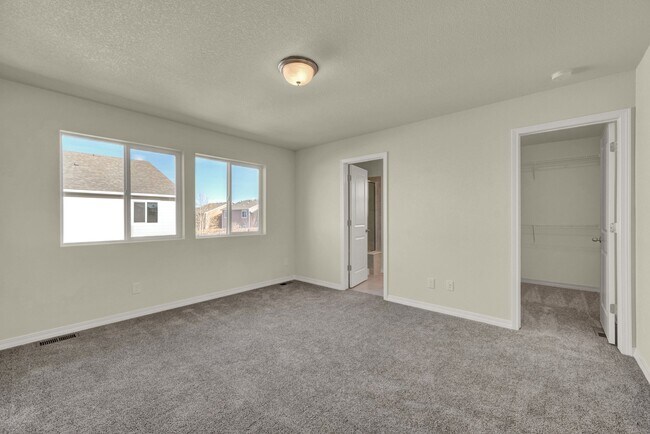 Building Photo - 6241 Felsite Grv