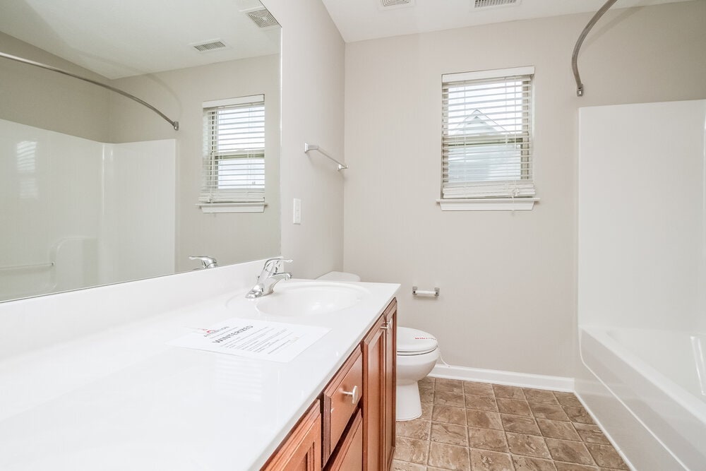 Building Photo - 2102 Longhunter Chase Dr