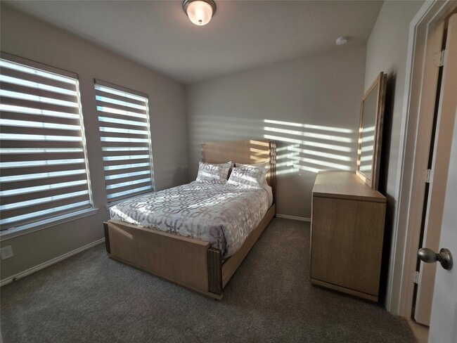 Building Photo - 13810 San Pasqual Pointe Dr