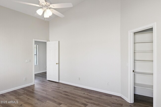 Building Photo - 6346 W Hess St