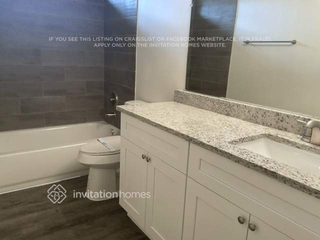 Building Photo - 4010 Hawthorn Arbor Ct