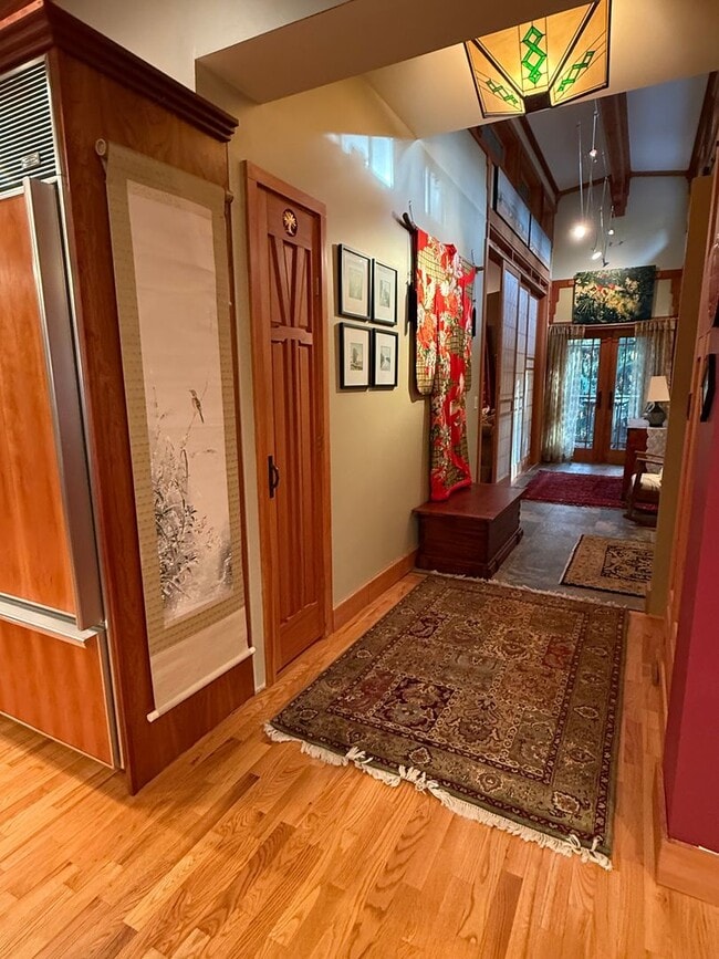 Building Photo - 10809 SE 17th St