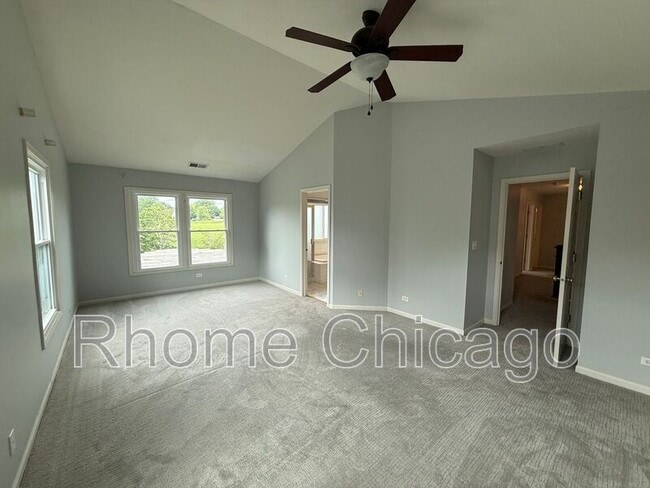 Building Photo - 1034 Idaho St