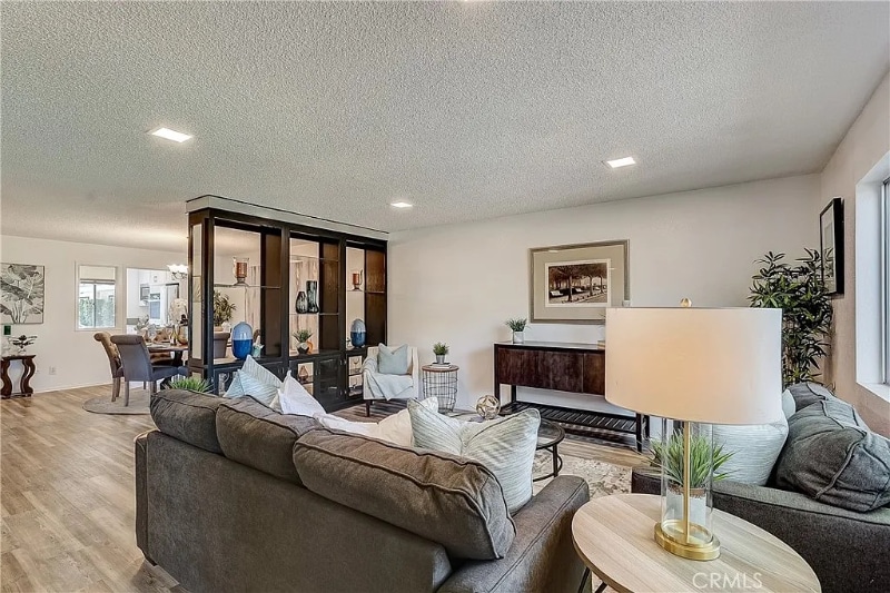 Building Photo - 1935 Alpha Rd