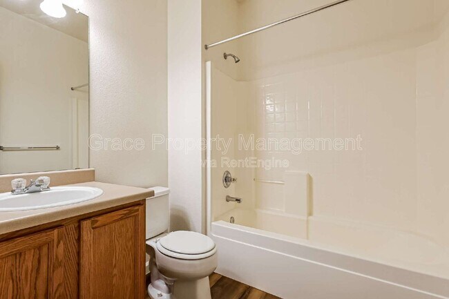 Building Photo - 8334 S Quay Ct