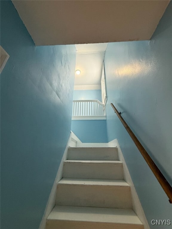 Building Photo - 1200 N Glencove Rd