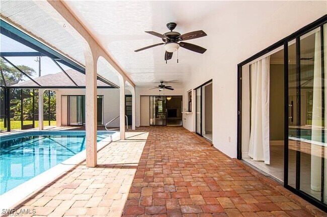 Building Photo - 6113 Deer Run