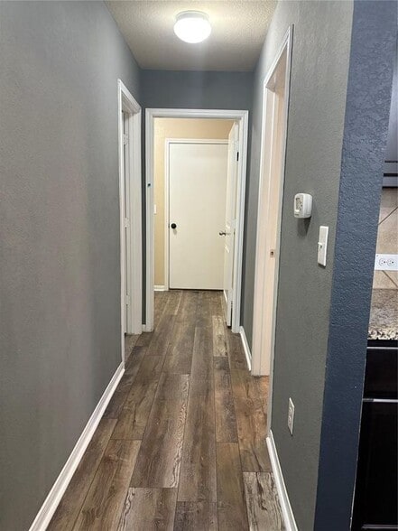 Building Photo - 3509 Ortman Dr